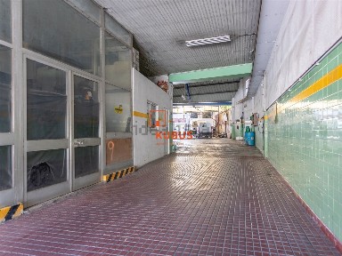 Espaço comercial à venda na Rua Detrás dos Quarteis