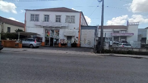 Armazém à venda na Avenida São Sebastião, 398