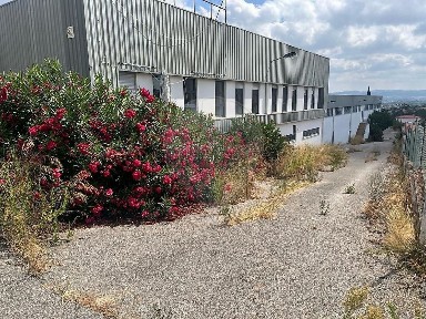 Armazém à venda em Tomar e Santa Maria dos Olivais