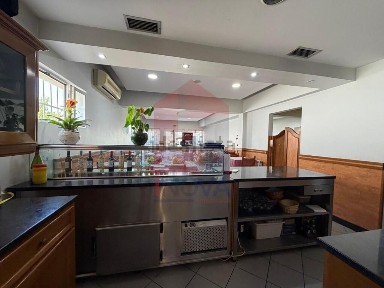 Negócio à venda em Vila Verde e Barbudo