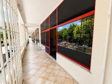 Espaço comercial à venda na Rua dos Barbosas
