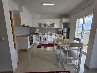 Apartamento T2 à venda em Tunes