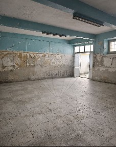 Espaço comercial à venda em São Vicente - São João - Alferrarede