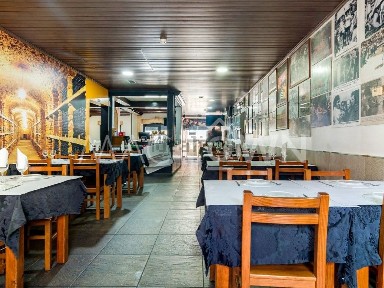 Espaço comercial à venda na Rua Manuel Paciência Gaspar