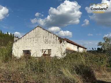 Armazém à venda em Casas da Ribeira s/n