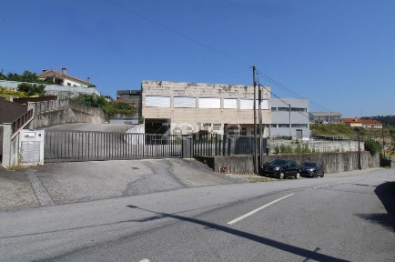 Armazém à venda na Rua 1º de Maio, 266