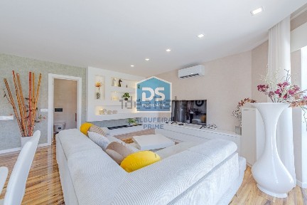 Apartamento T2 à venda na Rua de Volta dos Jacarandás D