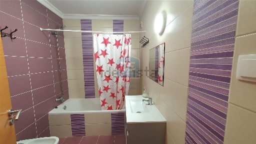 Apartamento T2 à venda na Rua João de Deus, 44