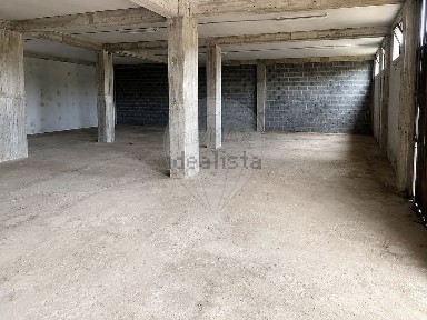 Armazém à venda em Em1247
