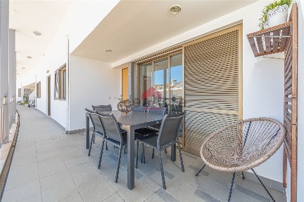 Apartamento T3 à venda na Rua Detrás dos Álamos, 11