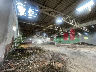 Armazém à venda em Além da Ribeira e Pedreira