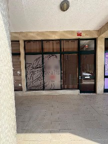 Espaço comercial com rentabilidade à venda na Rua Silva Vieira, 33