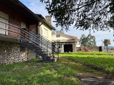 Armazém à venda em Durrães e Tregosa