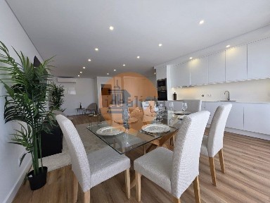 Apartamento T2 à venda na Baixa