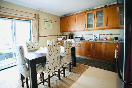 Apartamento T2 à venda na Rua Professor António Nunes Carneiro
