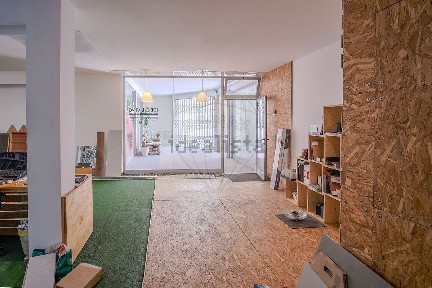 Espaço comercial à venda em Antas e Abade de Vermoim
