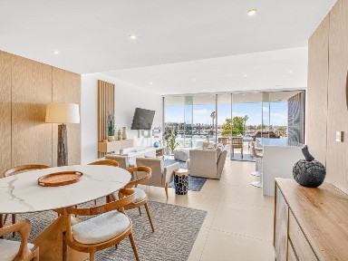 Apartamento T3 à venda na Avenida dos Descobrimentos, 1
