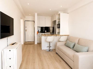 Apartamento T1 à venda na Rua Dom João II