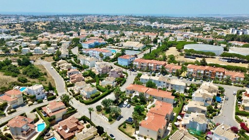 Apartamento T2 à venda na Aldeia do Carrasco - Vale da Arrancada
