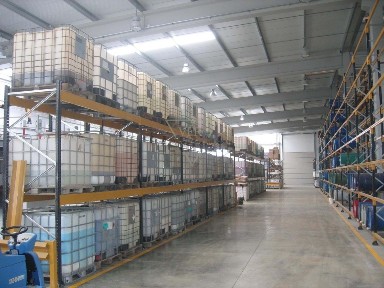 Armazém à venda na Estrada das Sesmarias