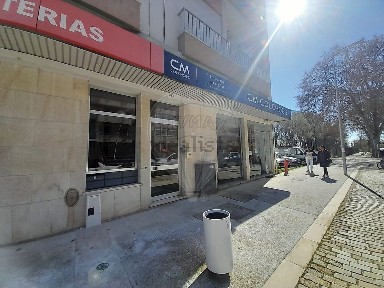 Espaço comercial à venda na Avenida Dom Nuno Álvares Pereira