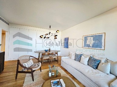 Apartamento T2 à venda na Rua do Forte Novo