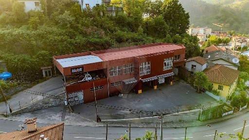 Moimenta (Santo André), Largo da República