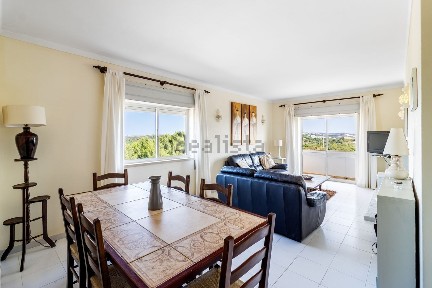 Apartamento T2 à venda na Salema - Vale de Boi
