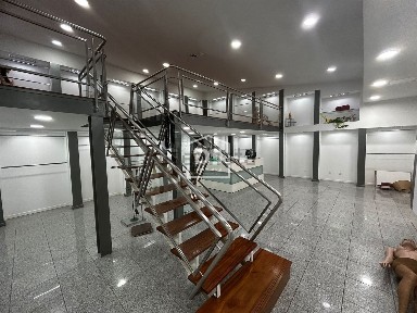 Espaço comercial à venda em Samora Correia