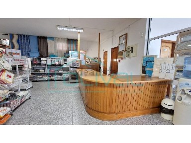 Espaço comercial à venda em Samora Correia