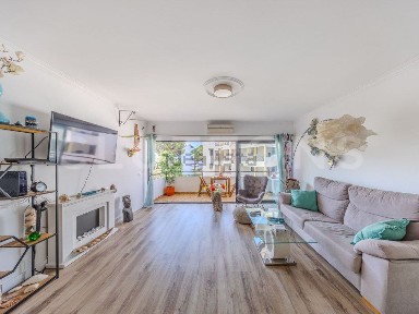 Apartamento T3 à venda na Rua da Alemanha