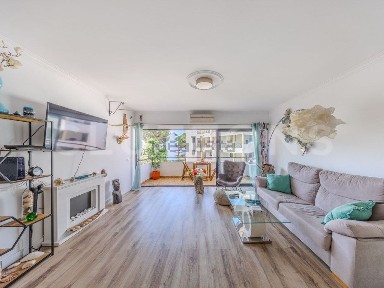 Apartamento T3 à venda na Rua da Alemanha b
