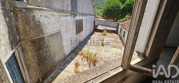Espaço comercial à venda em Minde