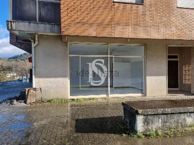 Espaço comercial à venda em Vieira do Minho