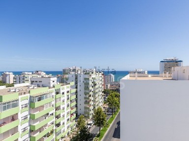 Apartamento T4 à venda na Avenida de Ceuta