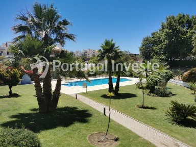 Apartamento T2 à venda na Rua Manuel Teixeira Gomes