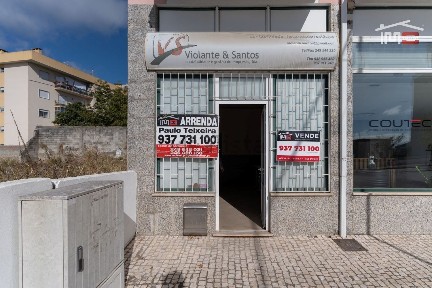 Espaço comercial à venda em Nossa Senhora da Piedade