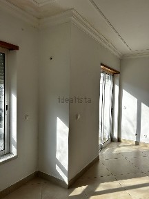 Apartamento T2 à venda na Rua Orlando Pinto, 37