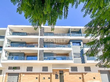 Apartamento T2 à venda na Rua António Carrusca Rodrigues