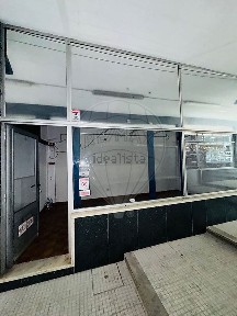 Espaço comercial à venda na Rua Francisco Marto