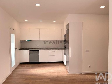 Apartamento T2 à venda na Penha - Vale da Amoreira