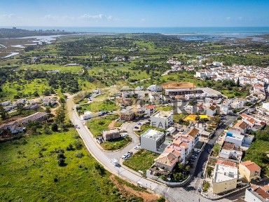 Apartamento T2 à venda na Rua Joaquim Agostinho Fernandes, 20