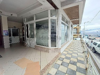 Espaço comercial à venda na Avenida Capitão Elísio de Azevedo