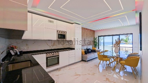 Apartamento T3 à venda em Praia de Quarteira