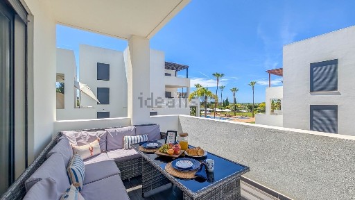 Apartamento T2 à venda em Canais do Golfe - Sector 5