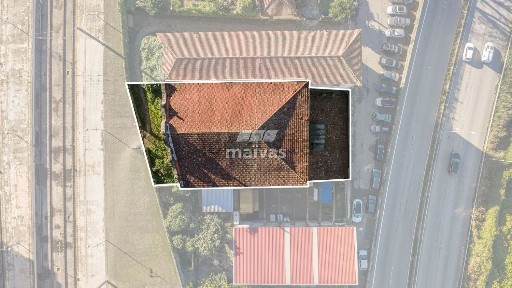 Armazém à venda na Rua Capitão Alberto de Matos