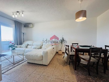 Apartamento T3 à venda na Avenida Dr. Gordinho Moreira, 6