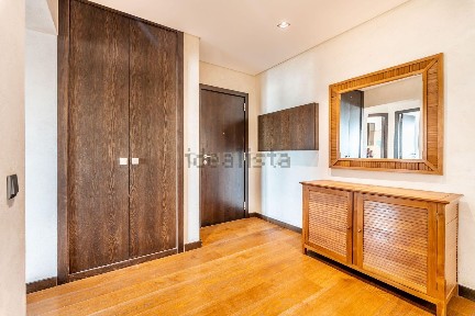 Apartamento T4 à venda na Avenida São João de Deus, 49