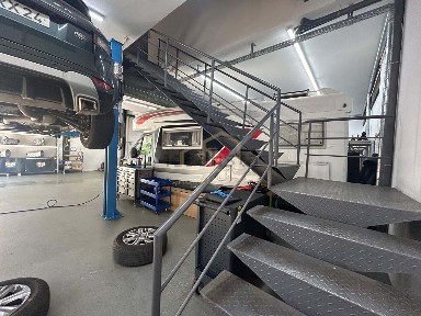 Espaço comercial à venda na Rua Rodovia de Covas
