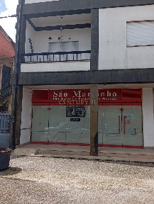 Espaço comercial à venda na Rua do Arco de Baúlhe, 97
